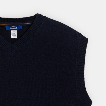 قميص تحتاني بياقة مثلثة باللون الأزرق البحري للأولاد